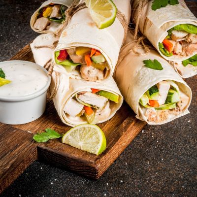 5 υγιεινά σνακ με αραβική πίτα για όλη την οικογένεια