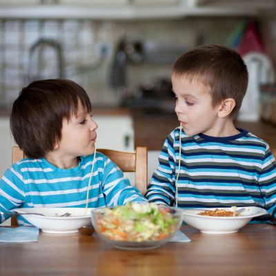 8 απλά και νόστιμα πρωινά που μπορείτε να σερβίρετε και για βραδινό στα παιδιά