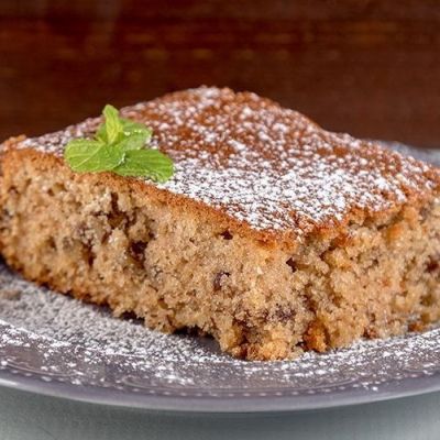 Συνταγή για παραδοσιακή φανουρόπιτα με 9 υλικά