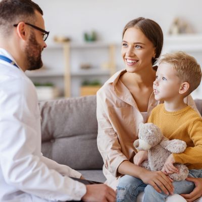 Ατομικό Δελτίο Υγείας Μαθητή: Ποιος το συμπληρώνει, από πού το προμηθεύεστε - Η παιδίατρος απαντά