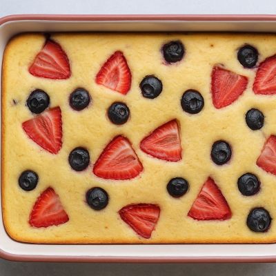 Ένα πανεύκολο και υγιεινό κέικ με μπανάνα για πρωινό (θα λερώσετε μόνο το πυρέξ που θα το ψήσετε)