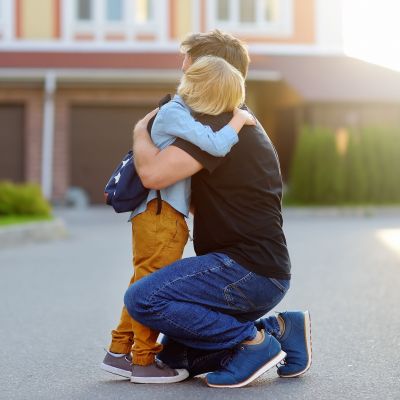 Γιατί οι γονείς έχουν σχολικό άγχος; 4 tips για να το αντιμετωπίσετε μαζί με τα παιδιά σας