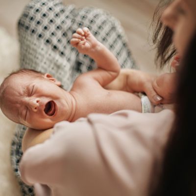 Τι είναι το Σύνδρομο Ανατάραξης Μωρού και τι προκαλεί στο παιδί;