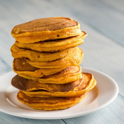 Ιδανικό σχολικό πρωινό: Γλυκά και θρεπτικά pancakes με κολοκύθα