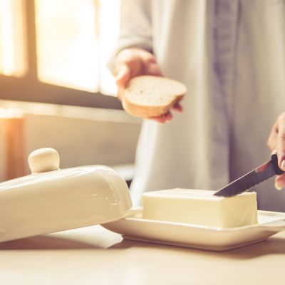 Θέλετε να αποφύγετε το βούτυρο; Δοκιμάστε αυτές τις 4 υγιεινές εναλλακτικές