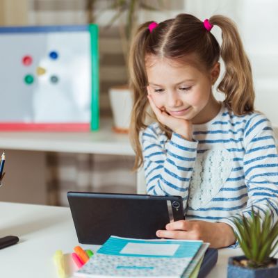 Το 74% των παιδιών στην Ευρώπη χρησιμοποιούν το Youtube για εκπαιδευτικούς λόγους - Τι λέει η έρευνα