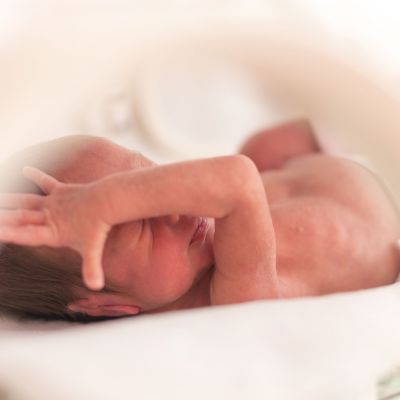 Τα βακτήρια του εντέρου ίσως προβλέπουν τον πρόωρο τοκετό, δείχνει νέα μελέτη