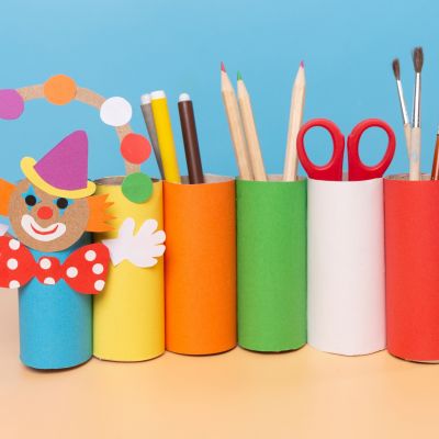 DIY: Φτιάξτε τη δική σας μολυβοθήκη με υλικά που έχετε ήδη στο σπίτι