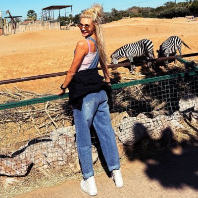 Το γεμάτο Σαββατοκύριακο της Βίκυς Κάβουρα – Όλα όσα έκανε με την κόρη της