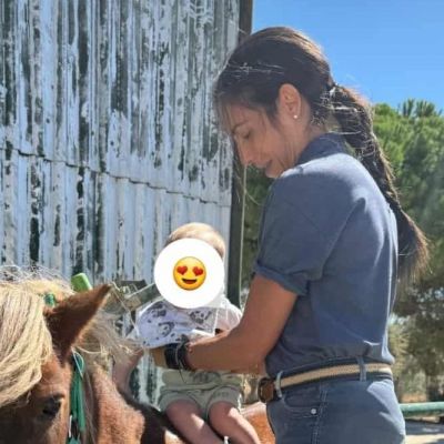 «H πρώτη μας επαφή με το πονάκι μας» - Η Ανθή Βούλγαρη και ο γιος της για ιππασία