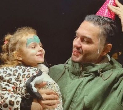 Ο Χρήστος Μάστορας τραγουδά την «Αστερομάτα» με τη βαφτιστήρα του, Σοφία – Το σχόλιο της Κλαυδίας