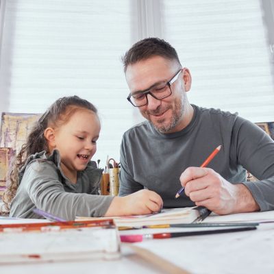 Μπαμπά, το σχολείο δεν είναι μόνο δουλειά της μαμάς