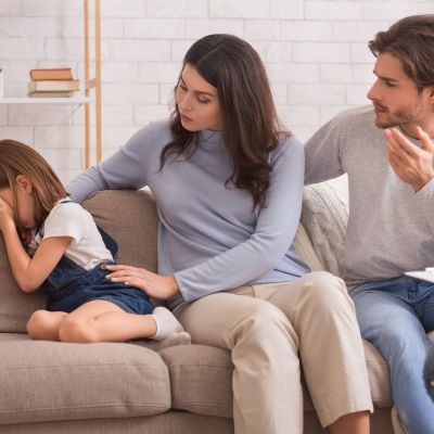 Διπολική διαταραχή σε παιδιά: Ποια είναι τα συμπτώματα και πώς μπορούν οι γονείς να βοηθήσουν