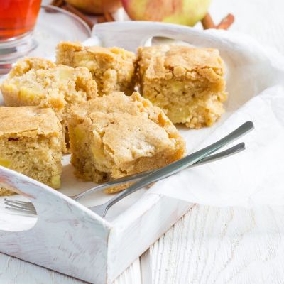 Brownie με μήλα – Το πιο γλυκό φθινοπωρινό κέρασμα που θα λατρέψουν τα παιδιά σας