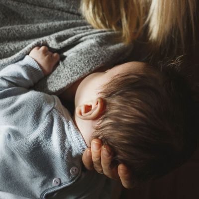 Κρίση θηλασμού στους 3 μήνες: Τι είναι και πώς να την ξεπεράσετε
