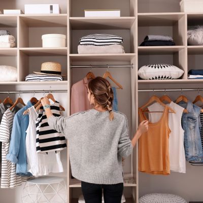 Τι ρούχα να φορέσεις στο πρώτο τρίμηνο της εγκυμοσύνης – Ντύσου με άνεση και στυλ