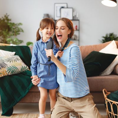 Τι ενισχύει την αυτοπεποίθηση των παιδιών; Το 85% των γονιών έχει την απάντηση