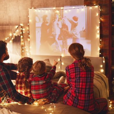 Οι καλύτερες γιορτινές ταινίες για να δείτε με την οικογένειά σας τις μέρες της Πρωτοχρονιάς