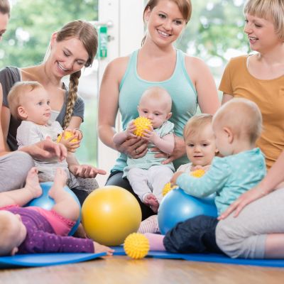 Πώς τα μαμαδογκρούπ ενισχύουν την ψυχική υγεία των μαμάδων;