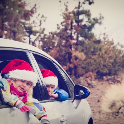 Το φαρμακείο των γιορτών - Τι να έχετε μαζί σας αν ταξιδέψετε για Χριστούγεννα