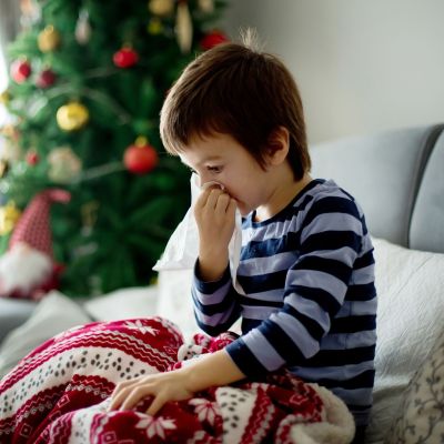 Παιδικές αλλεργίες τα Χριστούγεννα: Τι πρέπει να αποφύγουμε;