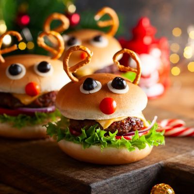 Δεν εντυπωσιάζονται τα παιδιά από το γκουρμέ μενού; Φτιάξτε μπεργκεράκια Ρούντολφ