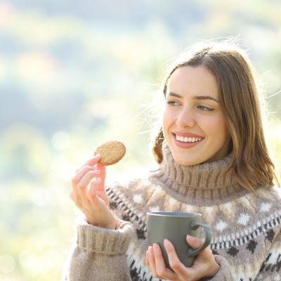Αποτοξίνωση μετά τις γιορτές: 7 εύκολα βήματα για να χάσεις τα κιλά των διακοπών
