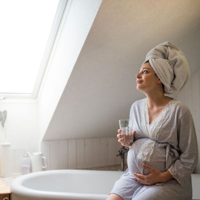 Επιτρέπεται το ζεστό μπάνιο και η σάουνα κατά τη διάρκεια της εγκυμοσύνης;