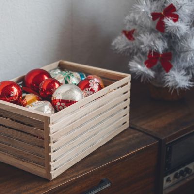 5 έξυπνοι τρόποι για να ξεστολίσετε το σπίτι σας χωρίς άγχος