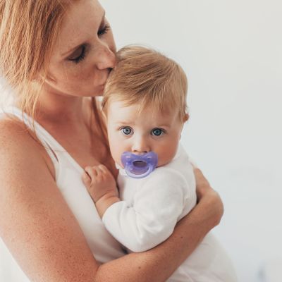 Πότε πρέπει τα παιδιά να σταματήσουν να χρησιμοποιούν πιπίλες;