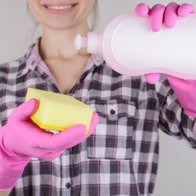 6 χρήσεις του απορρυπαντικού πιάτων που ίσως δεν έχετε σκεφτεί