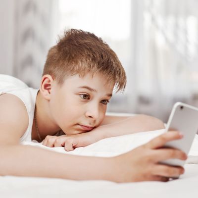 Νέα μελέτη: Αυτός ο χρόνος χρήσης των μέσων κοινωνικής δικτύωσης είναι «ο ιδανικός» για εφήβους