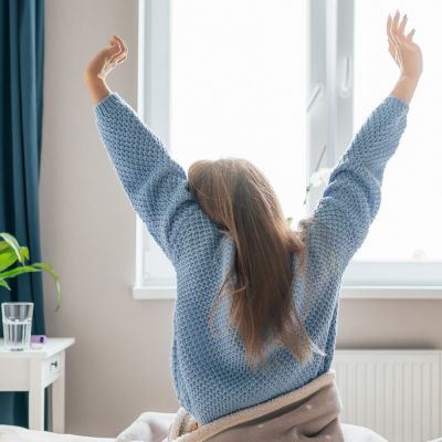Πώς θα βελτιώσουμε τον ύπνο μας με καλύτερη διατροφή;