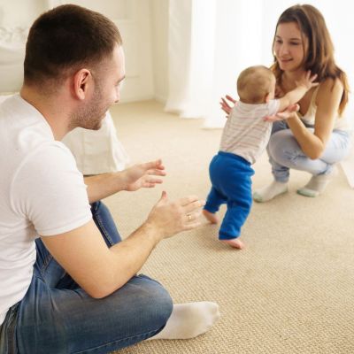 Γιατί το 49% των γονιών αισθάνεται ότι έχει χάσει την ταυτότητά του μετά την απόκτηση παιδιών