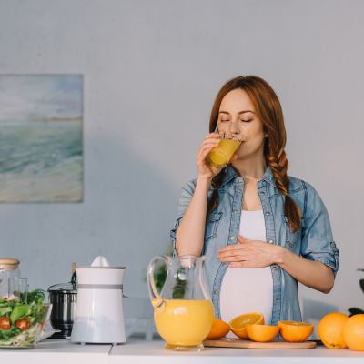 Βιταμίνη C και εγκυμοσύνη: Το θρεπτικό συστατικό που δεν πρέπει να λείπει από τη διατροφή σου