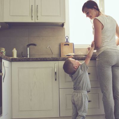 Ανταποκρινόμενη γονεϊκότητα: Πώς η προσοχή σου διαμορφώνει τον εγκέφαλο του παιδιού