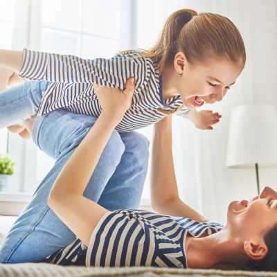 6 ιδέες για να περνάτε αξέχαστες στιγμές με τα παιδιά σας όταν έχετε γεμάτο πρόγραμμα