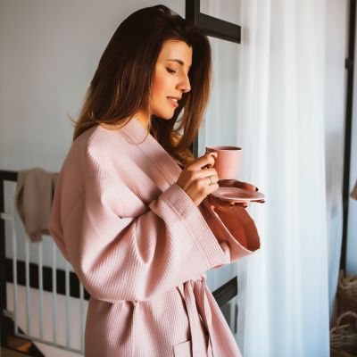 Ποια είναι η καλύτερη ώρα να πίνετε καφέ για να ζήσετε περισσότερο, σύμφωνα με την επιστήμη