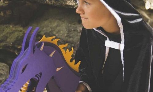 Ποιος από τους ιππότες θα καταφέρει να δαμάσει τον δράκο του πύργου;