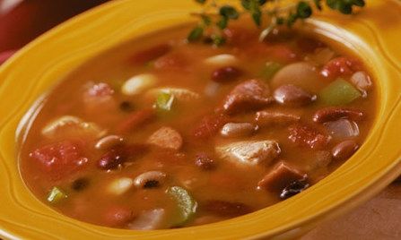 Συνταγή για λαχταριστή και χειμωνιάτικη σούπα με μαυρομάτικα!