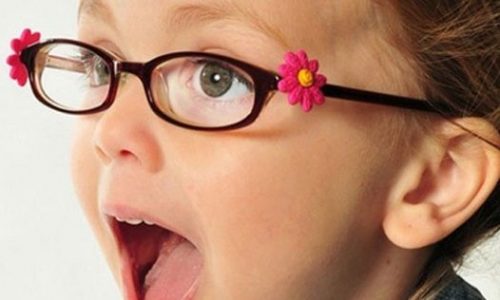 Φακοί επαφής και παιδιά: Όλα όσα πρέπει να γνωρίζουμε