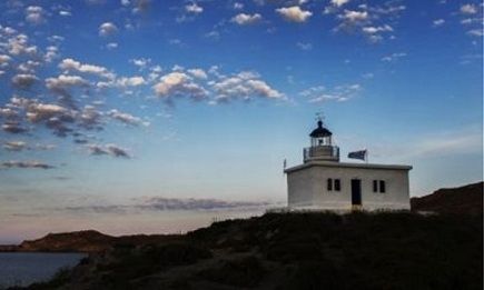 Απίστευτης ομορφιάς οδοιπορικό στους φάρους της Ελλάδας