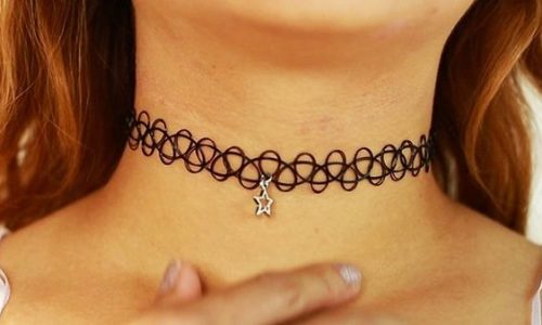 Κορίτσια θυμάστε τα αξεσουάρ που ήταν στη μόδα τη δεκαετία του 90; (βίντεο)