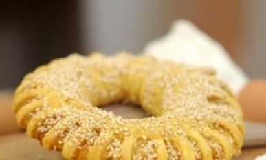 Συνταγή για πεντανόστιμο τυροκούλουρο εύκολα και γρήγορα!