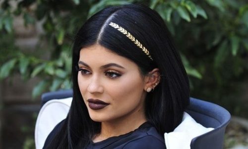 Η νέα τάση στα μαλλιά είναι το ...τατουάζ!