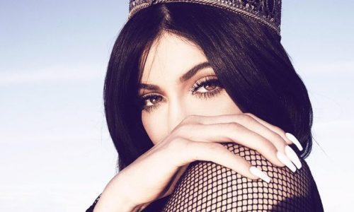 Είναι αυτό το βίντεο, η στιγμή που η Kylie Jenner ανακοίνωσε την εγκυμοσύνη της;
