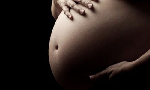 Γνωστή τραγουδίστρια ανακοίνωσε στο Instagram τη δεύτερη εγκυμοσύνη της