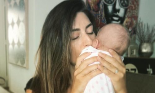 H Φλορίντα Πετρουτσέλι μας δείχνει το παιδικό δωμάτιο της κόρης της (pic)