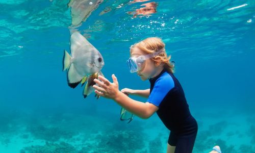 Σετ κατάδυσης για παιδιά που λατρεύουν την εξερεύνηση στο βυθό