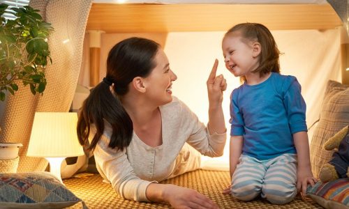 Το πιο πρωτότυπο φωτιστικό για το παιδικό δωμάτιο είναι αυτό